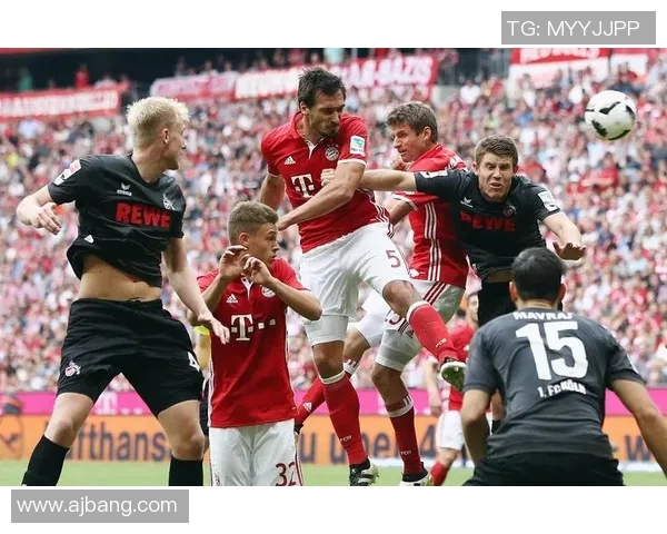 拜仁慕尼黑客场逼平门兴格拉德巴赫战平，谁能称霸德甲？