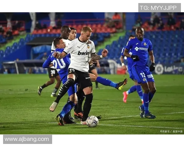 马德里竞技逼平巴伦西亚，保住西甲榜首位置的关键之战