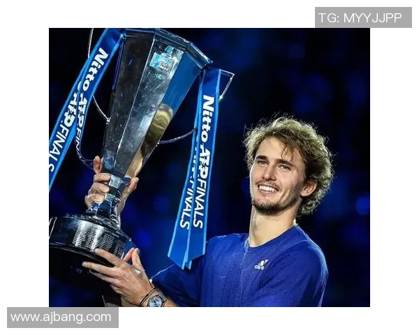 米林科维奇杀入决赛，创造历史成为全球第一女球员