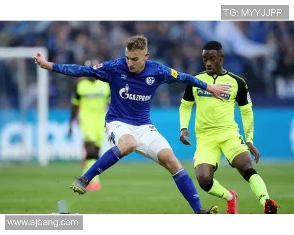 沙尔克04擒德比战迈向榜首继续前进